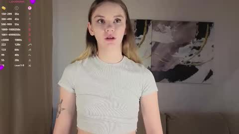 lovelygracee online show from 24, 10, 2025