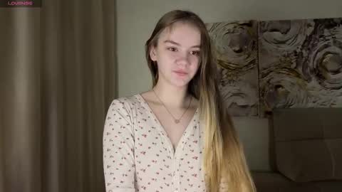 lovelygracee online show from 17, 11, 2025