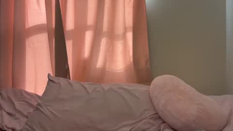 Snapshot of lovelykatiebabe chatting on 23, 9, 2025 lovelykatiebabe online show from 23, 9, 2025