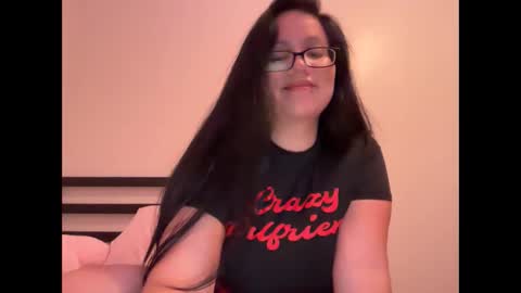 Snapshot of lovelykatiebabe chatting on 15, 11, 2025 lovelykatiebabe online show from 15, 11, 2025