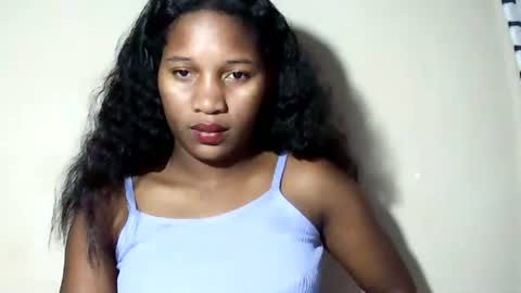 Snapshot of lovelylarra chatting on 8, 6, 2026 lovelylarra online show from 8, 6, 2026