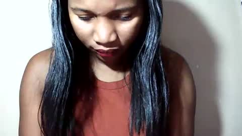 Snapshot of lovelylarra chatting on 3, 7, 2026 lovelylarra online show from 3, 7, 2026