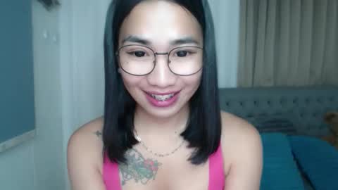 lovelymae18 online show from 28, 3, 2026