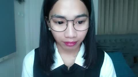 lovelymae18 online show from 30, 3, 2026