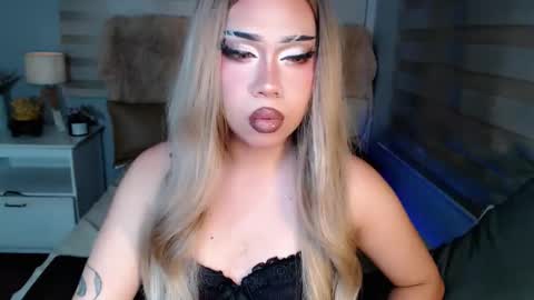 Snapshot of lovelymarie69 chatting on 10, 11, 2025 Rebeca online show from 10, 11, 2025