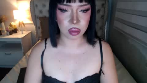 Snapshot of lovelymarie69 chatting on 10, 6, 2026 Rebeca online show from 10, 6, 2026