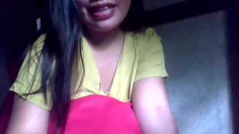 Snapshot of lovelymocha27 chatting on 2, 10, 2025 lovelymocha27s online show from 2, 10, 2025