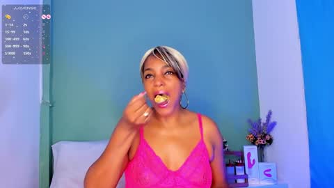 Snapshot of lovelynickyy chatting on 16, 2, 2025 Nicky online show from 16, 2, 2025