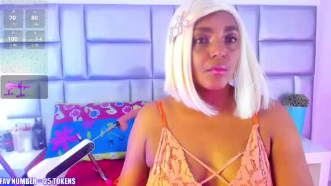 Snapshot of lovelynickyy chatting on 13, 11, 2025 Nicky online show from 13, 11, 2025