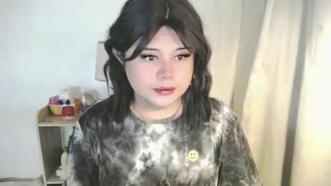 Snapshot of lovelypinaychubsx chatting on 19, 5, 2026 lovely online show from 19, 5, 2026