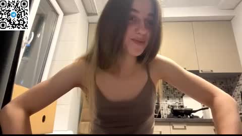 Snapshot of lovelysilk_63 chatting on 16, 6, 2026 ELA online show from 16, 6, 2026