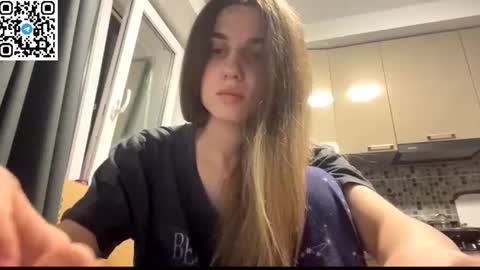 Snapshot of lovelysilk_63 chatting on 18, 6, 2026 ELA online show from 18, 6, 2026