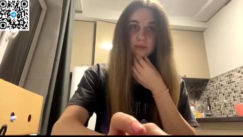 Snapshot of lovelysilk_63 chatting on 21, 6, 2026 ELA online show from 21, 6, 2026