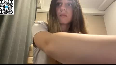 Snapshot of lovelysilk_63 chatting on 10, 7, 2026 ELA online show from 10, 7, 2026