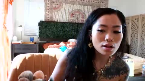 lovelyxmacii online show from 7, 1, 2026