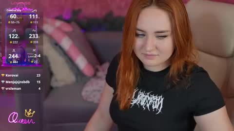 Snapshot of lovelyybell chatting on 18, 12, 2025 B E L L online show from 18, 12, 2025