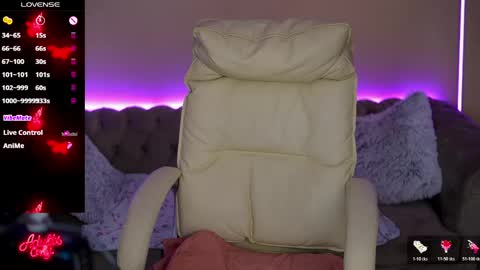 Snapshot of lovelyybell chatting on 19, 4, 2026 B E L L online show from 19, 4, 2026