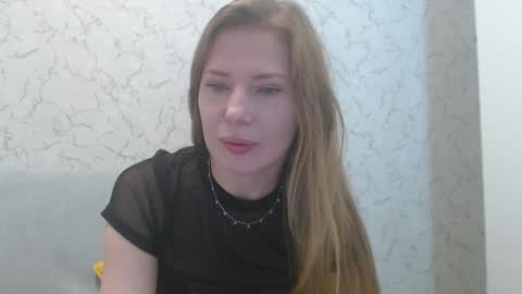 Snapshot of lovepeanutgirl chatting on 3, 2, 2025 Mary Love online show from 3, 2, 2025