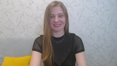 Snapshot of lovepeanutgirl chatting on 3, 2, 2025 Mary Love online show from 3, 2, 2025