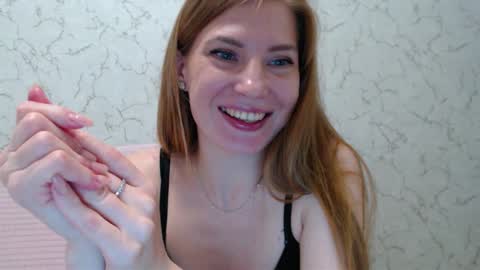 Snapshot of lovepeanutgirl chatting on 20, 9, 2025 Mary Love online show from 20, 9, 2025