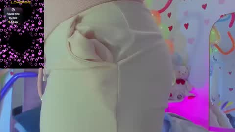 L O V E  online show from 28, 2, 2025