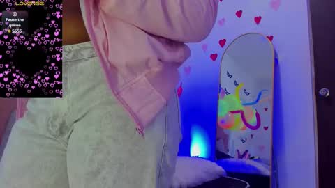 L O V E  online show from 2, 3, 2025