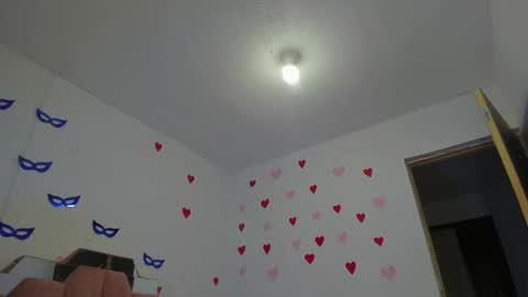 L O V E  online show from 4, 3, 2025