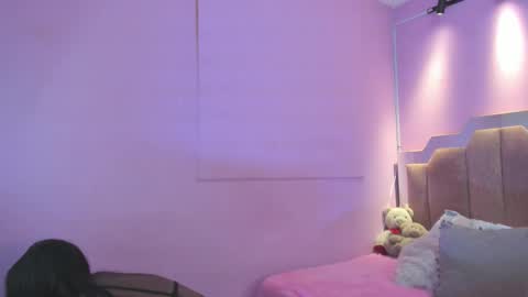 L O V E  online show from 18, 2, 2026