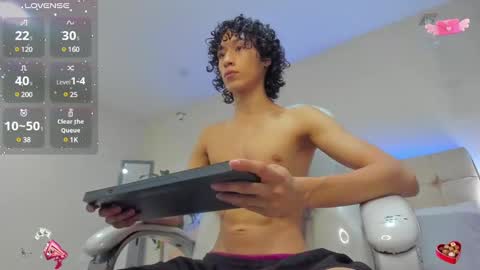 loverboy8_ online show from 10, 1, 2025