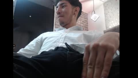 loverisu online show from 24, 2, 2025