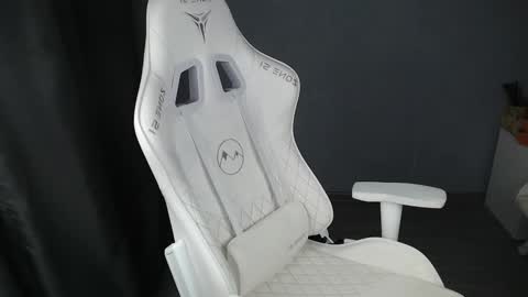 lovers613228 online show from 11, 10, 2025