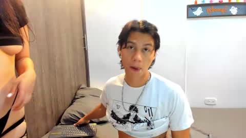 Snapshot of lovers_clover_x chatting on 20, 9, 2025 Lovers Clover X online show from 20, 9, 2025