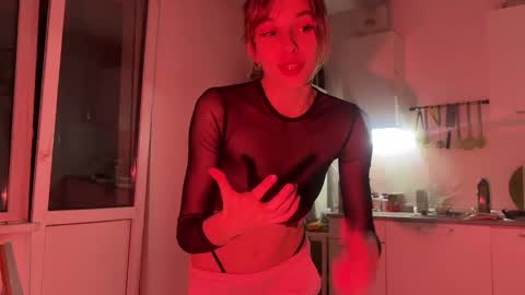 Snapshot of lovesstation chatting on 23, 1, 2025 lovesstation online show from 23, 1, 2025