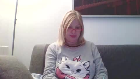 Marlyn online show from 6, 1, 2025