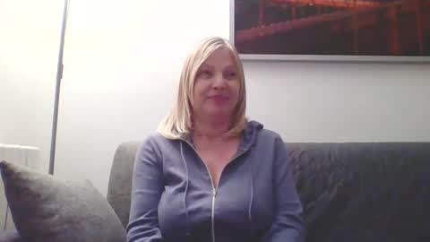 Marlyn online show from 8, 1, 2025