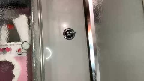 lovetitsandass678 online show from 4, 2, 2025