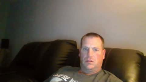 Snapshot of lovetocum37 chatting on 17, 11, 2025 lovetocum37 online show from 17, 11, 2025