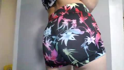 Snapshot of lovetocum69699 chatting on 8, 10, 2025 lovetocum69699 online show from 8, 10, 2025