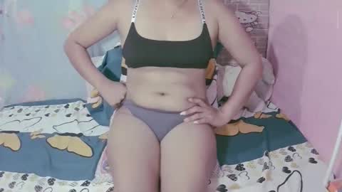 lovexx_69ass online show from 7, 1, 2026