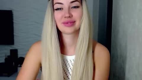 Snapshot of loveydovey88 chatting on 3, 4, 2026 Rosie online show from 3, 4, 2026