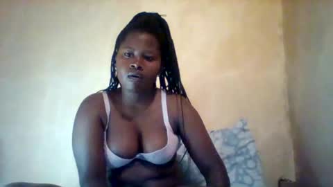 Snapshot of loviett chatting on 12, 4, 2026 loviett online show from 12, 4, 2026