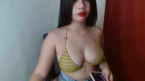 loving_ellah19 online show from 2, 10, 2025