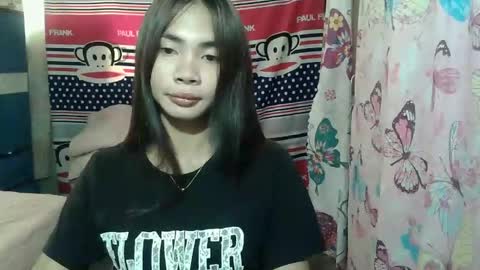 loving_rhean online show from 15, 5, 2026