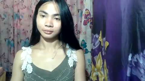 Snapshot of loving_rhean chatting on 5, 7, 2026 loving_rhean online show from 5, 7, 2026