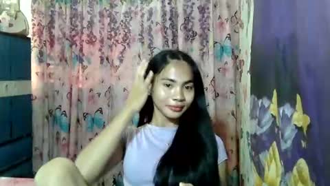 Snapshot of loving_rhean chatting on 7, 8, 2026 loving_rhean online show from 7, 8, 2026