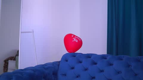 Nora online show from 24, 2, 2025