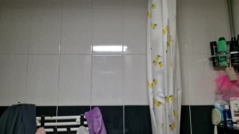 Antonia online show from 25, 11, 2025