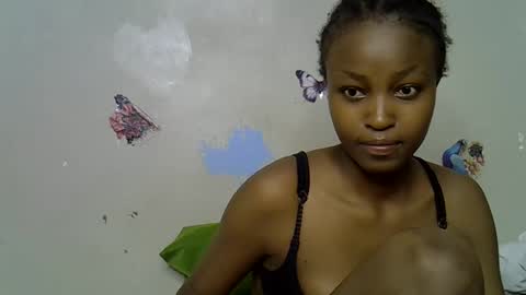 lovly_lastborn1 online show from 13, 5, 2026
