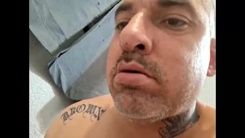 lowerahornyhighhard13 online show from 15, 1, 2026