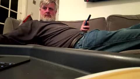 lowrylowry1 online show from 12, 4, 2026